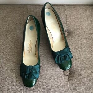Naturalizer | Vintage Green Patent Leather Pumps